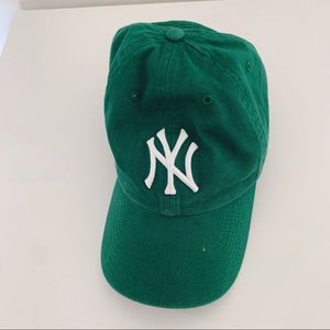 yankees shamrock hat